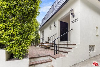 9035 Lloyd Place, West Hollywood, CA 90069
