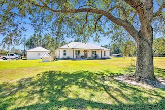 29880 Archie Rd, Elberta, AL 36530