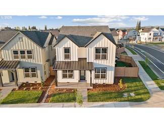 8289 SE Quincy St, Hillsboro, OR 97123
