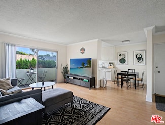 440 Raymond Ave Unit 15, Santa Monica, CA 90405