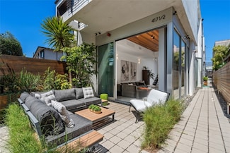 417 Sunset Ave Unit 1/2, Venice, CA 90291