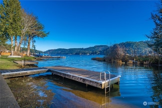 2515 Summit Lake Shore Rd NW, Olympia, WA 98502