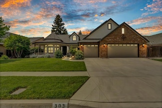 303 N Preston St, Visalia, CA 93291