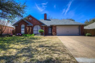 6936 Brookvale Rd, Fort Worth, TX 76132