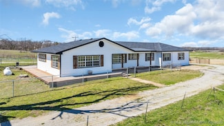 1654 Ponderosa Rd, Ardmore, OK 73401