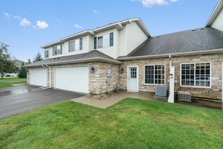 17054 Eagleview Way, Farmington, MN 55024