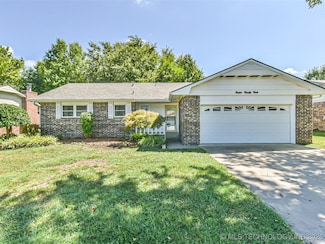 1224 Prairie Heights Dr, Bartlesville, OK 74006