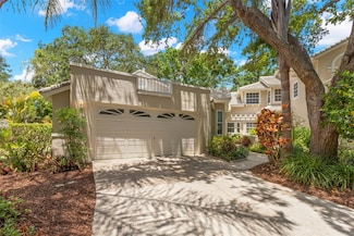 5102 White Pine Cir NE, Saint Petersburg, FL 33703