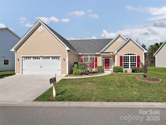 108 River Walk Dr, Asheville, NC 28804