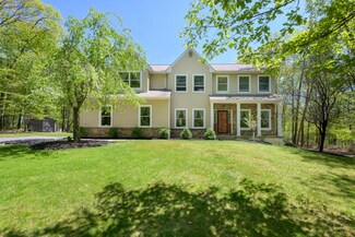 164 Summit Rd, Swiftwater, PA 18370