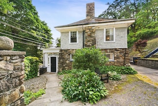 1223 Albany Post Rd, Croton On Hudson, NY 10520