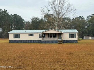 3128 Charleston Hwy, Varnville, SC 29944