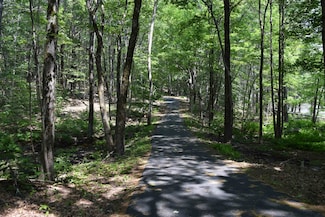 Map 410 lot 103 Old Center Rd, Deerfield, NH 03037