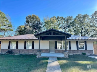 110 Lynbrook Dr, Brewton, AL 36426