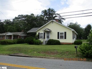 204 Ackley Rd, Greenville, SC 29607