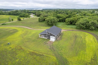 41565 Thunder Rd, Clitherall, MN 56524