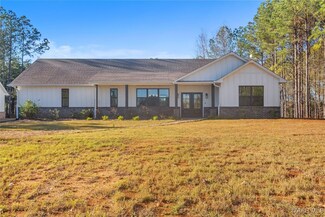 1020 Chesson Hill Dr, Fitzpatrick, AL 36029