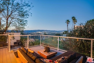 1302 Zuni Ln, Topanga, CA 90290