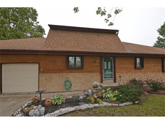 10501 N McGee St, Kansas City, MO 64155
