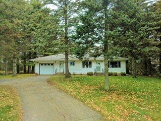 1100 Jeffrey Blvd, Cumberland, WI 54829