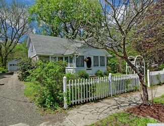 3513 New St, Valatie, NY 12184