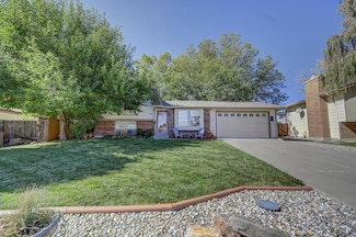 29 Archway Ln, Pueblo, CO 81005