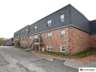 12741 Woodcrest Plaza Unit 117, Omaha, NE 68137