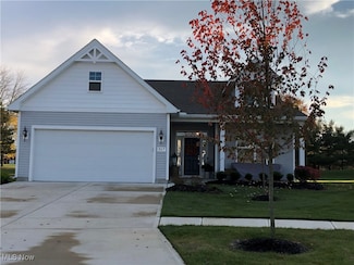 867 Cedar Crest Dr, Elyria, OH 44035