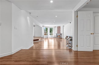 5333 Zelzah Ave Unit 203, Encino, CA 91316