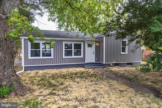 1236 S Pennsylvania Ave, Morrisville, PA 19067