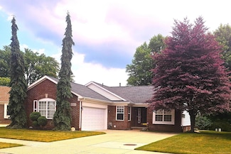 51810 Walnut Dr, Macomb, MI 48042