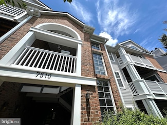 7510 Ashby Ln Unit I, Alexandria, VA 22315