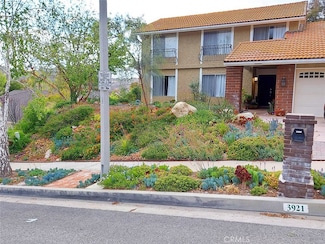 3921 Declaration Ave, Calabasas, CA 91302