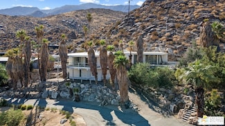 2425 Cahuilla Hills Dr, Palm Springs, CA 92264