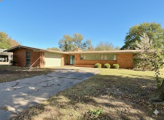 513 N Madison Ave, Anthony, KS 67003