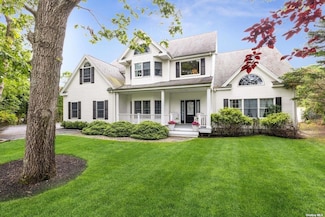 24 Bridle Path, Westhampton Beach, NY 11978