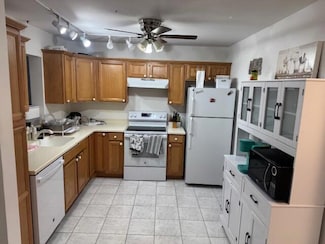 18761 Garbo Terrace Unit 8, Boca Raton, FL 33496