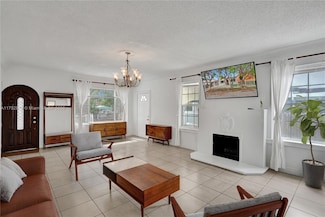 1785 SW 10th St, Miami, FL 33135