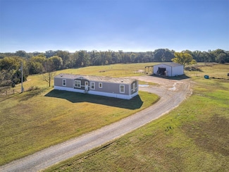 423972 E 1060 Rd, Checotah, OK 74426