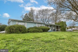 3621 Rothsville Rd, Ephrata, PA 17522