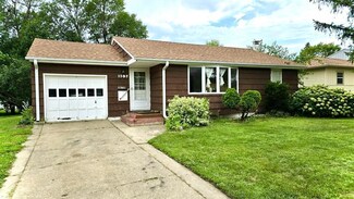 1307 Apel Ave, Worthington, MN 56187
