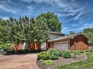 2103 Bristol Rd, Champaign, IL 61821