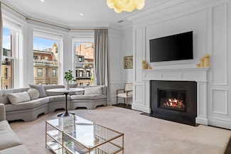 128 Marlborough St Unit 6, Boston, MA 02116