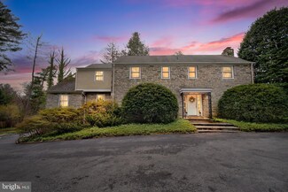 525 Fishers Rd, Bryn Mawr, PA 19010