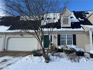 5014 Bar Harbor Ln, Stow, OH 44224