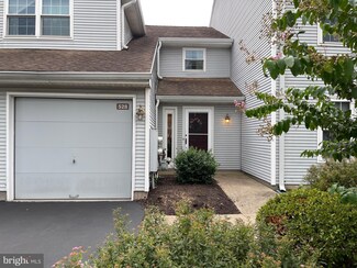 528 Cedar Hollow Dr Unit 67, Yardley, PA 19067