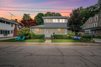 402 E 2nd St, Lakeside Marblehead, OH 43440