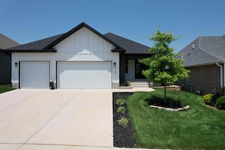 3733 E Hutcheson Ave, Springfield, MO 65802