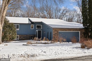 11715 38th Ave N, Plymouth, MN 55441