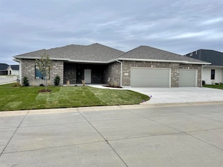 5146 N Lycee St, Wichita, KS 67226